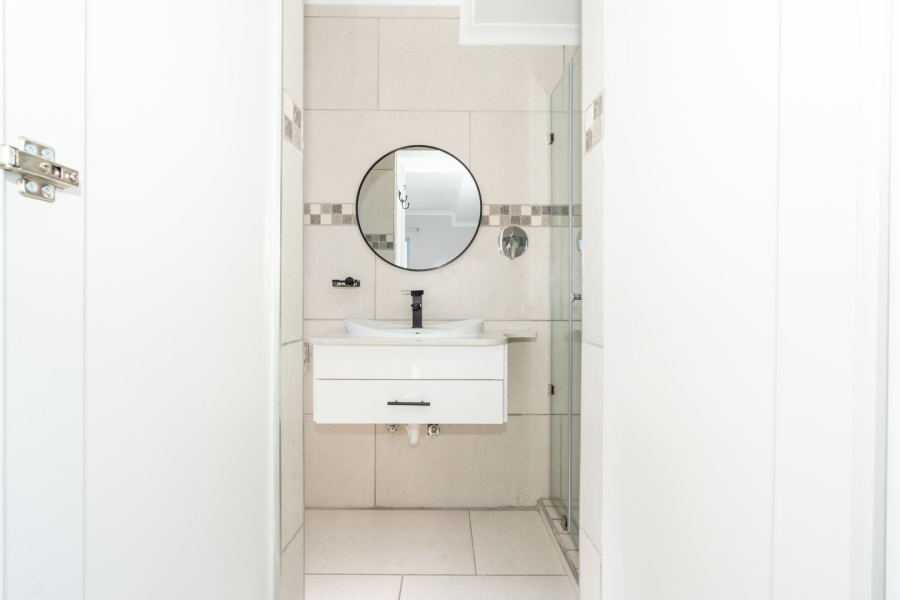 3 Bedroom Property for Sale in Paradise Beach Western Cape